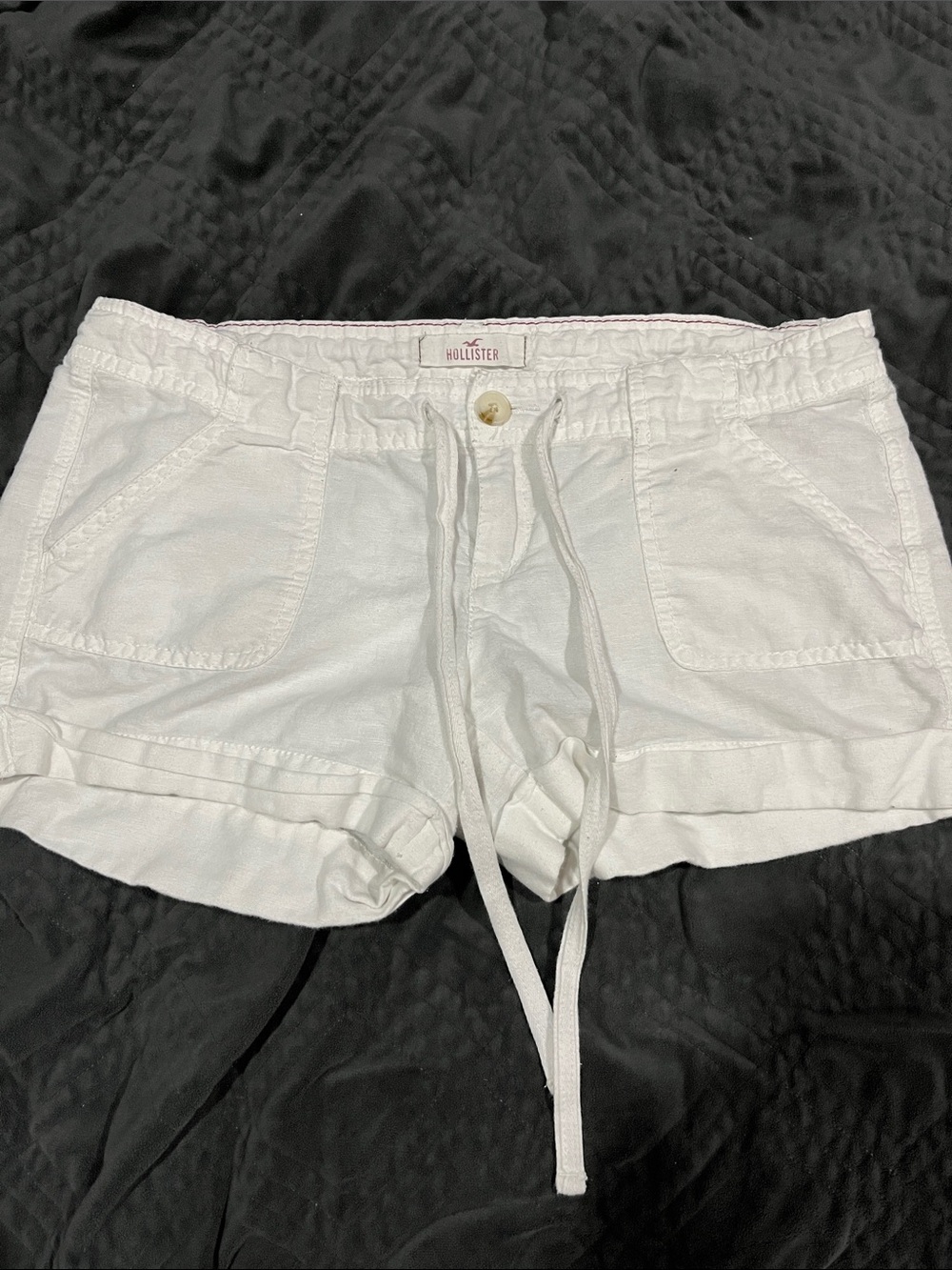 Hollister White Drawstring Casual Cotton Shorts